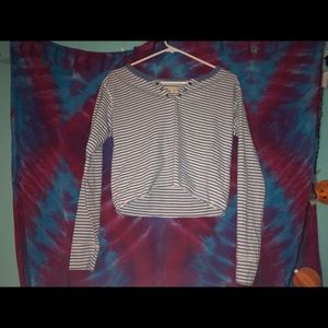 Hollister long sleeve size small